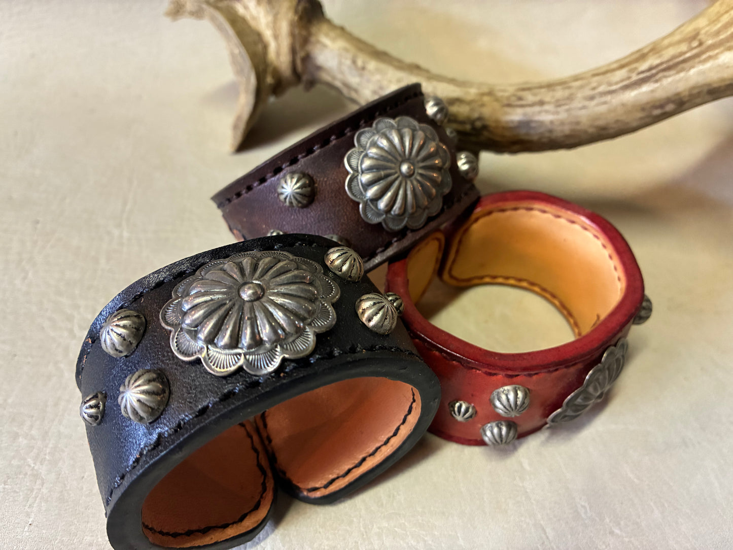 40's Navajo Concho Leather Bangle 3 Colors