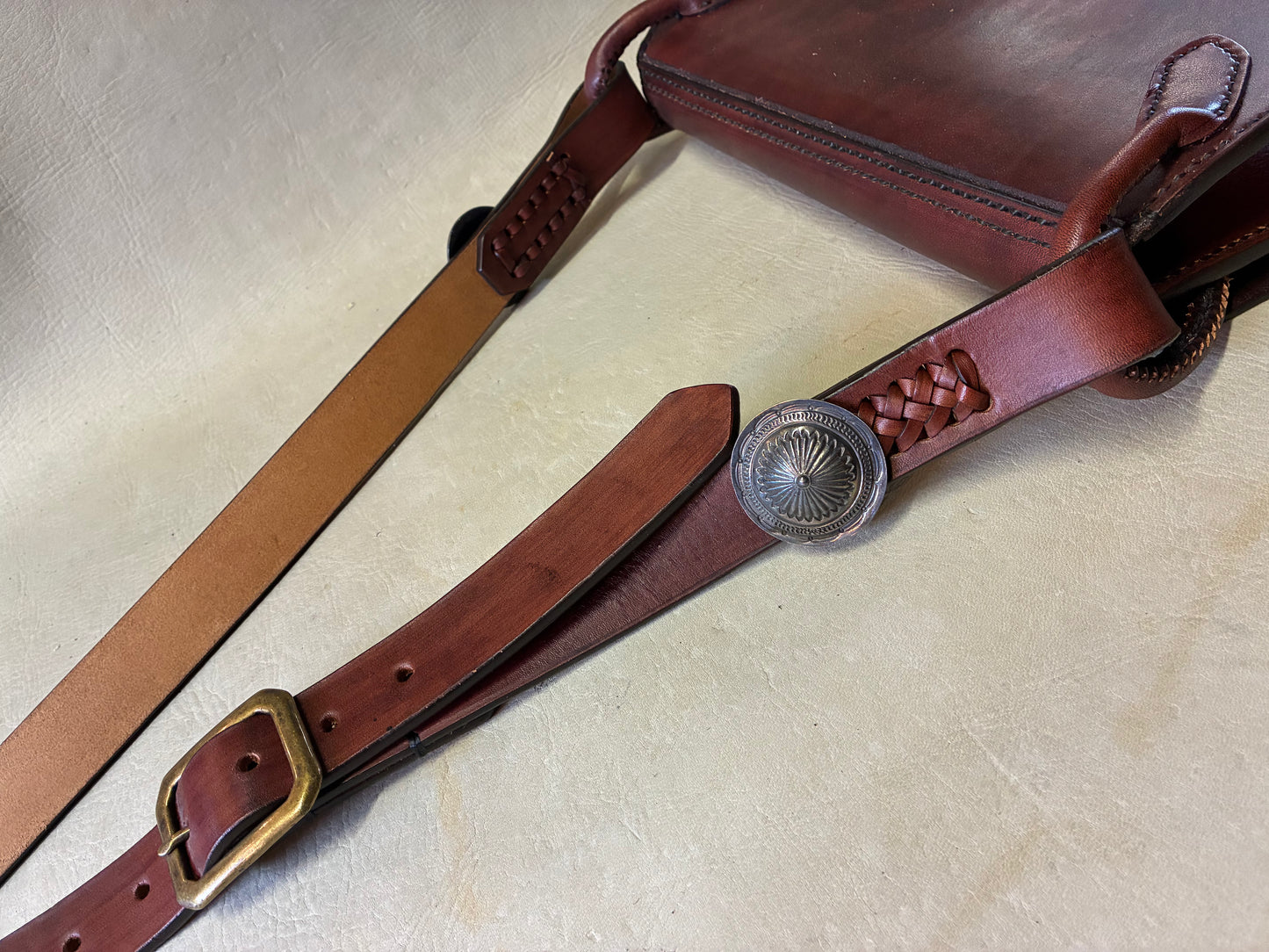 Native Indian Hand Carving Medicine Shoulder Bag
