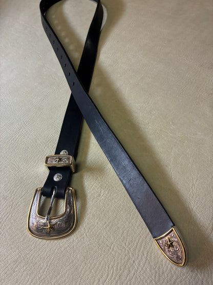 STAR ENGRAVED BUCKLE BELT