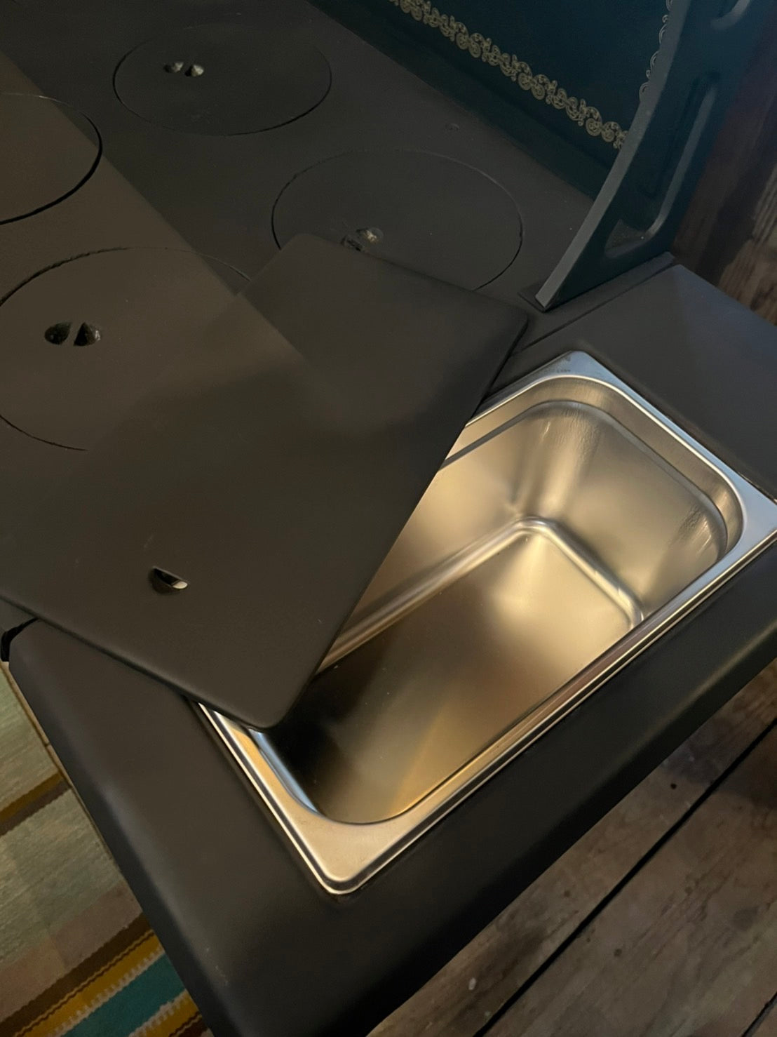 Cooking薪ストーブ 6つ穴タイプ湯煎ボックス付White